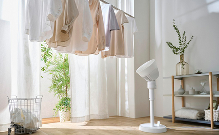 扇風機 サーキュレーター扇風機 STF-AC15TEC-W ホワイト アイリスオーヤマ リビング 上下左右首振り 換気 軽量 お手入れ簡単 リモコン付き オールシーズン対応 おしゃれ 衣類乾燥 部屋干し 3D送風