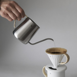 グローカルスタンダードプロダクツ TSUBAME Drip pot / 390ml / シルバー