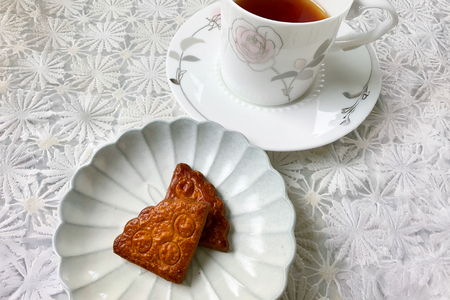 菓子  能登の恵みの卵で作った「サブレ・ド・カーン」2枚 [西洋郷土菓子あいりす 石川県 宝達志水町 38600920]