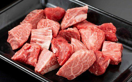 佐賀牛ヒレサイコロステーキ 400g / 牛肉 ブランド牛 / 佐賀県 / 佐嘉ZEYTAKUYA（やま田商店）[41AQAA027]