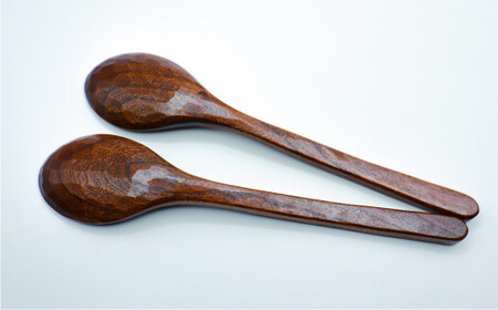 工房Baum 口当たりが良い拭き漆のカレースプーン 2本セット 手彫り 手作り 木工品 軽い 美しい艶 優しい肌触り B30-1