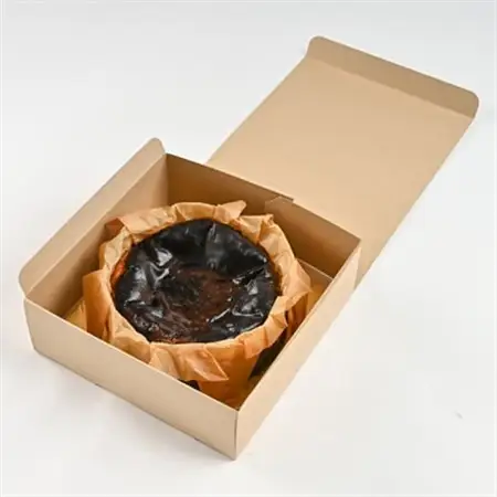 濃厚バスクチーズケーキ　15cm  北海道産クリームチーズと生クリームを贅沢に使用_菓子・スイーツ ケーキ  _【配送不可地域：離島】【1538669】