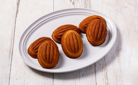 【G7広島サミット提供】焼き菓子セット 福寿の種12個入り 焼菓子 洋菓子 和菓子 スイーツ フィナンシェ 白あん 小豆あん おやつ お土産 手土産 贈り物 ギフト 文京区 東京都 食品・飲料