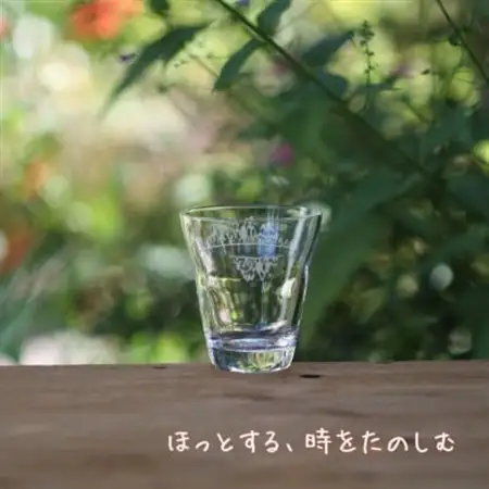 八ヶ岳　彫刻グラス「縄文のビーナス」1個　冷酒・ジュースグラス(小)_装飾品・工芸品     雑貨・日用品 グラス・カップ 食器 _【1542637】