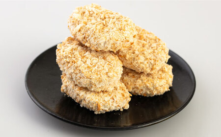 【全3回定期便】カレーコロッケ 40個 3.4kg ころっけ 冷凍 揚げ物 惣菜 コロッケ 横須賀 弁当 かれー カレー【有限会社丸伸商事】 [AKFH027]