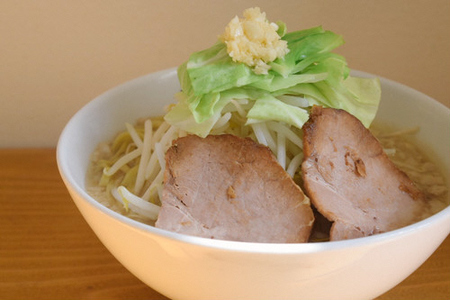 ラーメン４種とギョーザセット　（煮干ラーメン・正油クラッシック・豚そば・まぜそば・ゲーシーギョーザ）