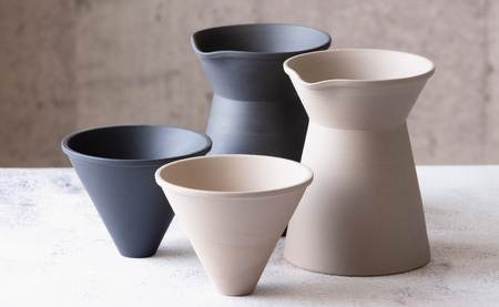 コーヒードリッパーセット　黒練（コーヒー器具：ドリッパー、サーバー、真鍮台一式）南景製陶園【コーヒー 珈琲 ドリッパー キッチン用品 キッチン雑貨 食器 ギフト 三重県 三重 四日市市 四日市 四日市市ふるさと納税 四日市ふるさと納税】