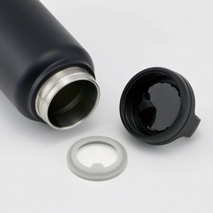 【スクリューハンドル付きマグボトル】800ml 保温保冷 ブラック スケーター株式会社 10-035