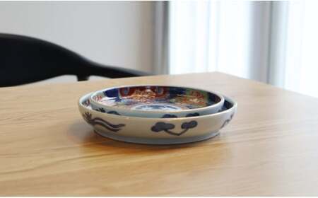 有田焼 古伊万里草花紋プレート 2枚セット【まるふく】食器 器 うつわ 和食器 皿 取皿 小皿 お正月 はれの日 おしゃれ ギフト 8万円 A80-63