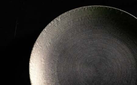 【煌めきの一枚が特別を演出】有田焼 麟 Lin 15.5cm 小皿 2枚セット (Silver)【金照堂】プレート 小皿 食器 ハレの日 おもてなし 有田焼 ディナー 銀色 シルバー A27-14