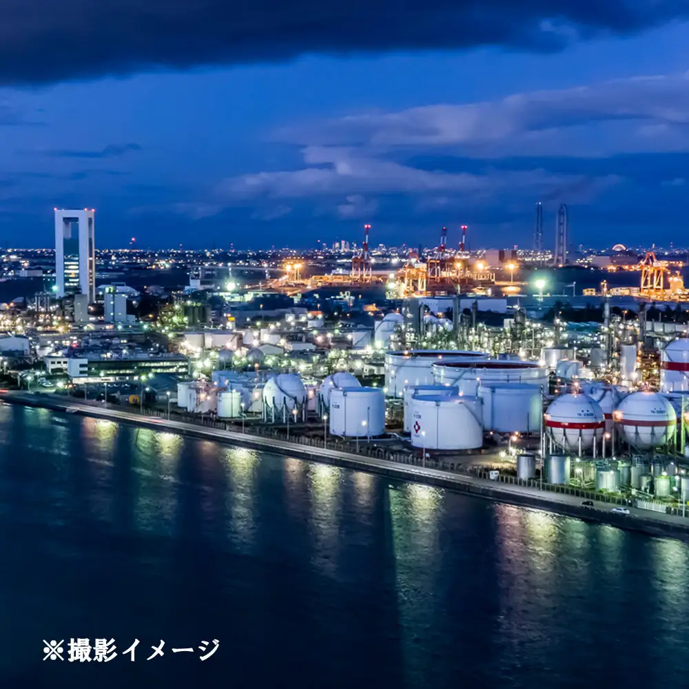 ドローン撮影コンテスト・グランプリ受賞者が、インストラクターとなって写真・動画撮影をサポートする、感動のドローン撮影体験（上級者限定 ）～日本夜景遺産 四日市コンビナート夜景～（ 1 名様）【ドローン ドローン撮影 ドローン撮影体験 体験 コンビナート夜景 夜景 グランプリ受賞 グランプリ 感動 動画 夜景遺産 日本夜景遺産 三重県 四日市市 四日市】