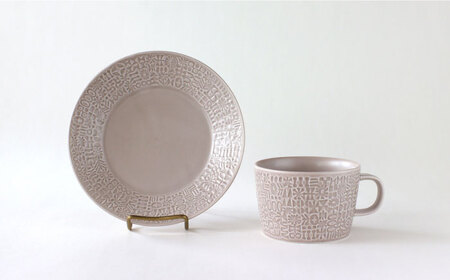 【波佐見焼】PATTERNED PLATE,MUG セット greige 【BIRDS’ WORDS】[CF089]