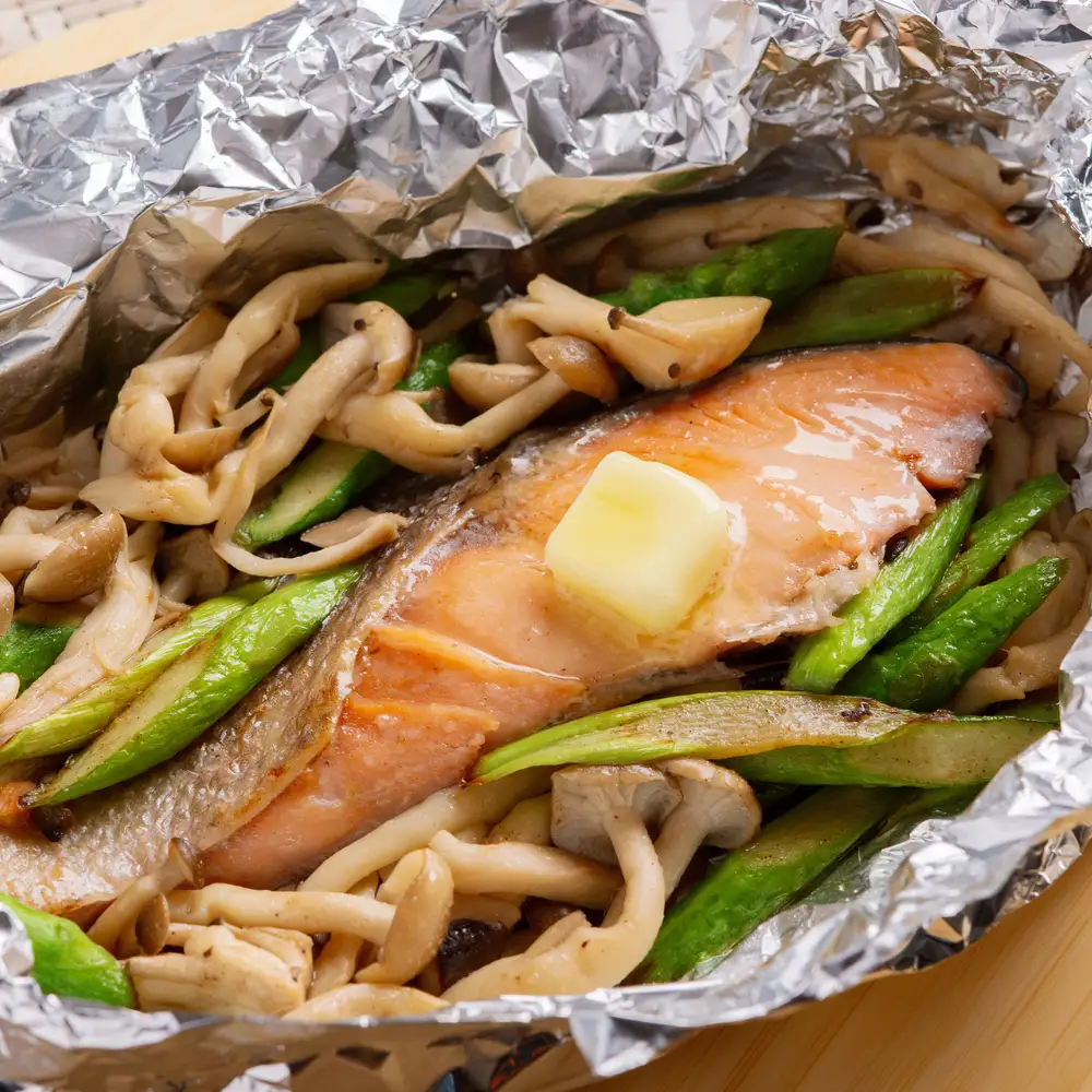 2大鮭の食べ比べ 新巻鮭・紅鮭 各5切れパック ABB136