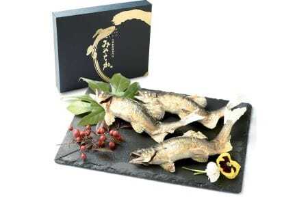 天然鮎専門店みやちかの【天然鮎塩焼き】長良川郡上鮎　3匹