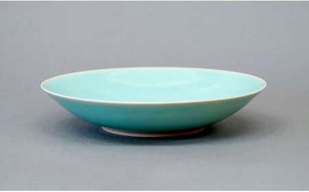 有田焼 翡翠大皿 2枚セット【梶原大敬 茂正工房】 器 うつわ 食器 皿 大皿 パスタ皿 カレー皿 ワンプレート 2枚 セット ペア 青磁 翡翠 青 ブルー グリーン 作家 手仕事 ろくろ シンプル 電子レンジ対応 60000円 6万円 A60-98