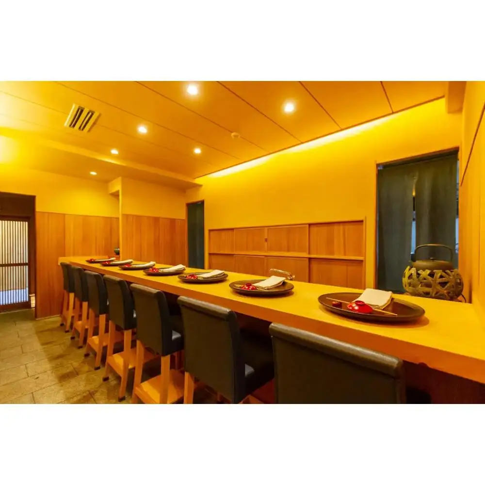 【日本料理 寺田】【カウンター貸切】和歌山市食材をふんだんに使用した季節のおまかせコース＜8名様分＞（ぐるなびセレクション）
