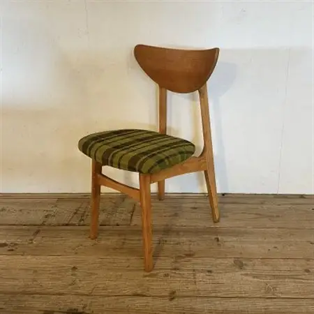 Karl Dining Chair ガルボ グリーン ミディアムブラウンフレーム【SWOF】_雑貨・日用品 椅子・チェア・ソファ 家具・インテリア _【1572546】