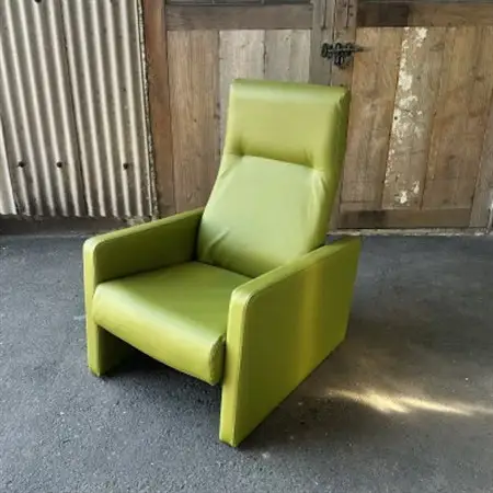 Bulb Chair(バルブチェア)プレザント グリーン【SWOF】_雑貨・日用品 椅子・チェア・ソファ 家具・インテリア _【1573964】