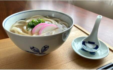 有田焼 江戸情緒の奴だこの丼とレンゲのセット【しん窯 青花】【佐賀県陶磁器工業協同組合】食器 うつわ 器 丼ぶり 丼 レンゲ うどん ラーメン お正月 手描き 江戸 歌舞伎 プレゼント ギフト 35000円 3.5万円 A35-518