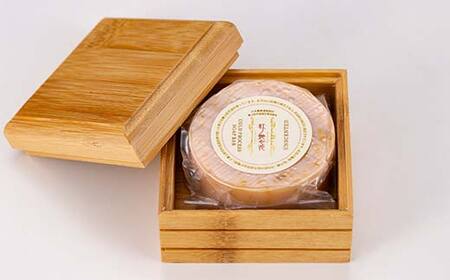 最上紅花の贅沢セット 「紅の艶や花で、自然の美を纏う」 リップクリーム＆ボディバーム＆石鹸＆バスソルト 「紅の艶や花」シリーズ全セット F2Y-3998
