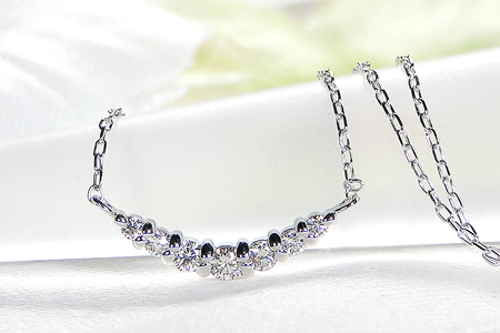 【0.12ct】PT900 グラデーション ダイヤモンド ネックレス CSN00201-PT 18金 SWAV020