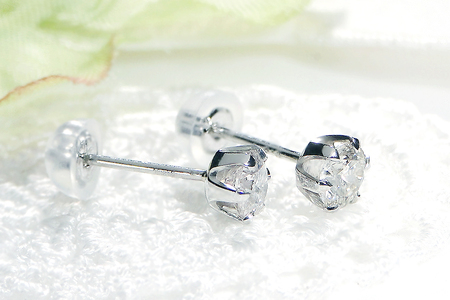 Pt900 【0.6ct】 一粒 ダイヤモンド スタッドピアス Emp0015-pt SWAV037｜山梨県 昭和町 ジュエリー アクセサリー ギフト プレゼント 贈り物 記念日 誕生日 カジュアル フォーマル オケージョン