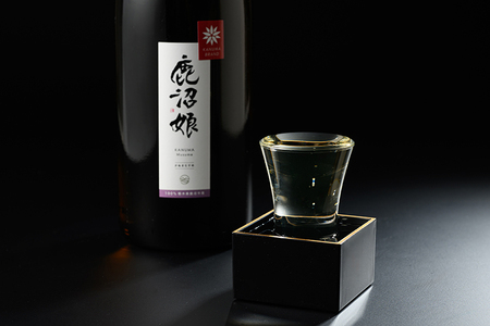 日本酒 本醸造 鹿沼娘 火入れ 1800ml お酒 酒 地酒 アルコール イセヒカリ 晩酌 お燗 燗酒 熱燗 プレゼント ギフト 贈り物 地産地消 鹿沼市 栃木県