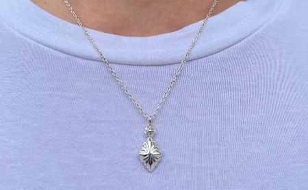 シルバーネックレス  / レディース メンズ シルバー アクセサリー ハンドメイド ［Sunburst pendant Nacklace］