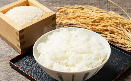 【令和7年産米】牛とつくったお米 ギフト「IWAFUNE」計1.8kg（新潟県岩船産 コシヒカリ・新之助・こしいぶき各600g）1041003