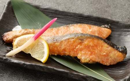 【定期便3か月】銀鮭カット 西京焼き＆塩?漬け 約1kg（各 約500g）バラ冷凍 形不揃いのため訳あり 総量約3kg 銀鮭 鮭 西京漬け 塩麹 サケ シャケ サーモン 切身 魚 冷凍 焼き鮭 焼き魚 おかず 家庭用 定期便 熊本市