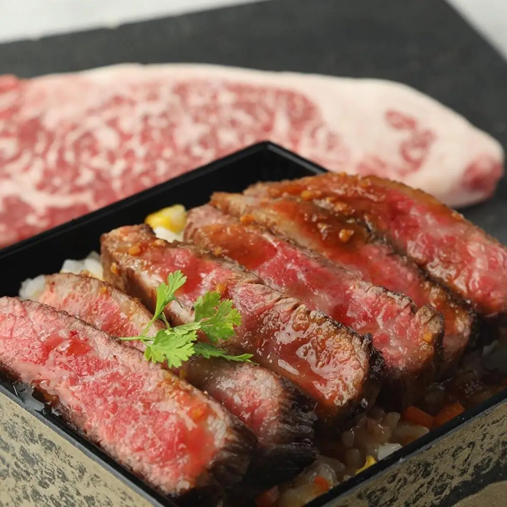 炭火焼熟成サーロインステーキ重　2個