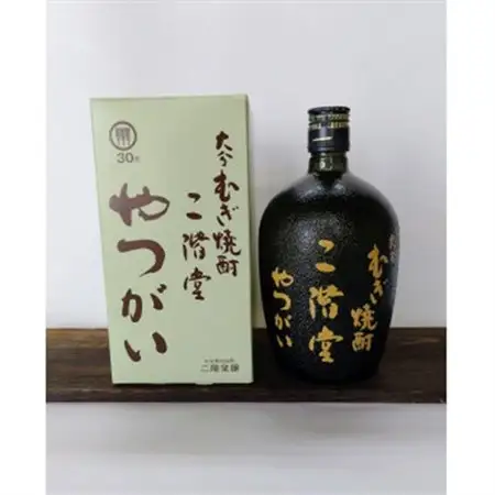 おおいた冠地どりの岩塩焼き1パック＆二階堂吉四六瓶とやつがい(720ml)セット【複数個口で配送】_大分むぎ焼酎 二階堂 麦焼酎 焼酎 酒 酒セット 焼酎セット おつまみセット おおいた冠地どり 酒の肴 ツマミ_【配送不可地域：離島】【4014496】