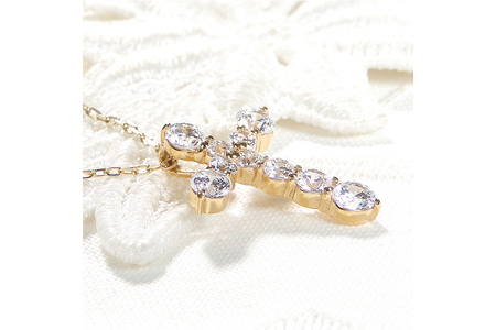 ネックレス K18YG イエローゴールド ダイヤモンド 1.0ct クロス 十字架 1カラット ペンダント 【f020-k18yg】 [株式会社オーダーメイドジュエリーメイ 山梨県 韮崎市 20742954]