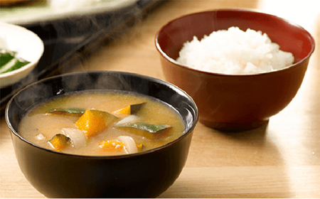【安比塗漆器】 4寸汁椀 本朱 ／ 漆器 漆塗り 安比塗 お椀 椀 おわん 汁椀 食器 和食器 木製 器 うつわ 漆塗 漆 うるし 4寸椀 伝統工芸品 工芸品 伝統工芸 贈り物 誕生日 プレゼント ギフト お土産 シンプル 岩手県 八幡平市 おすすめ