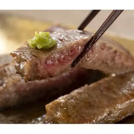 訳アリ!博多和牛サーロインステーキ＆冷凍あまおうセット　計1.3kg(水巻町)【配送不可地域：離島】【1389423】