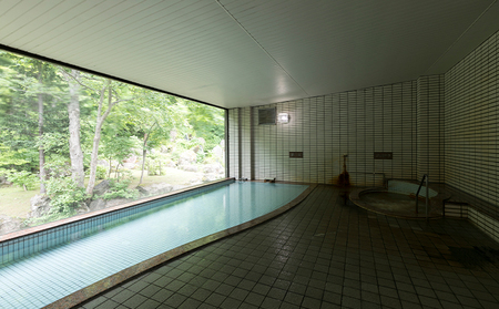 【宿泊券】オホーツク奥座敷 厳寒の幸の旅［グリーンパークホテル］【 北海道 オホーツク 枝幸 宿泊 温泉 宿泊券 記念 旅行 贈り物 ギフト 】