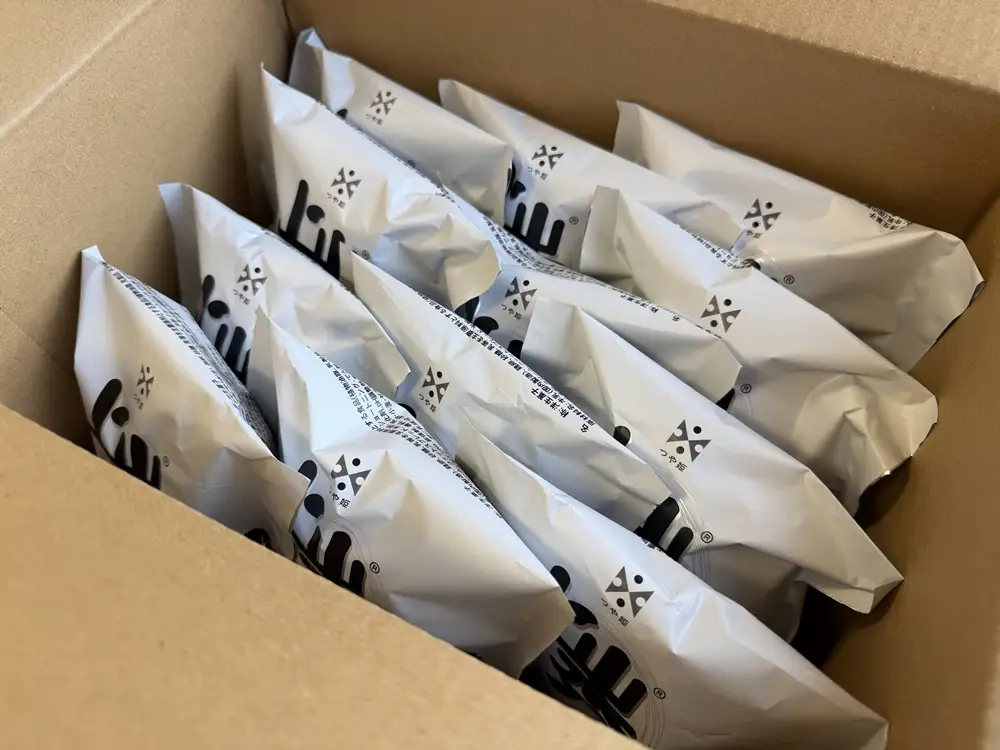 かみのやまシュー　１２個　0048-2606