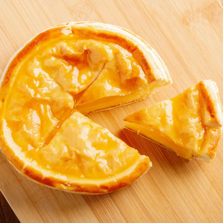 5種のスイーツ定期便（チーズスフレ・白いプリン・レアチーズケーキ・アップルパイ・バスク風チーズケーキ） SRMJ062