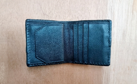 ☆世界にたった一つ☆　ふくろうの二つ折り財布　☆グリーン☆ 財布 お財布 二つ折り