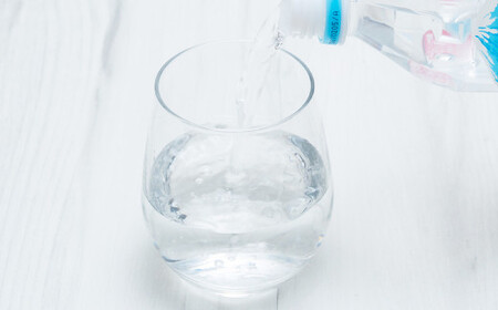 【6回定期便】羊蹄のふきだし湧水 「京極の名水」 500ml×24本 （1ケース） 軟水 水 みず ペットボトル 国産 定期便 北海道 京極町