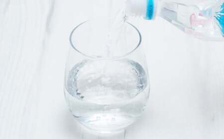 【12回定期便】羊蹄のふきだし湧水 「京極の名水」 500ml×24本 （1ケース） 軟水 水 みず ペットボトル 国産 定期便 北海道 京極町