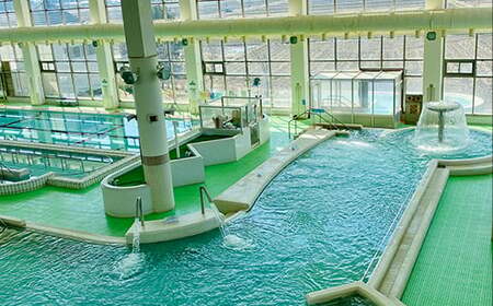 バーデパーク　バーデハウスふくち(屋内外プール、天然温泉) １日利用券（大人２枚）  イベント チケット F21U-207