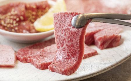 極上但馬牛 焼肉用 1kg / 牛肉 焼肉 焼き肉 やきにく 1キロ 黒毛和牛 赤身 霜降り 焼き肉用 黒毛和牛 国産牛 肉 国産 特産品 お祝 ギフト【但馬ビーフはまだ】