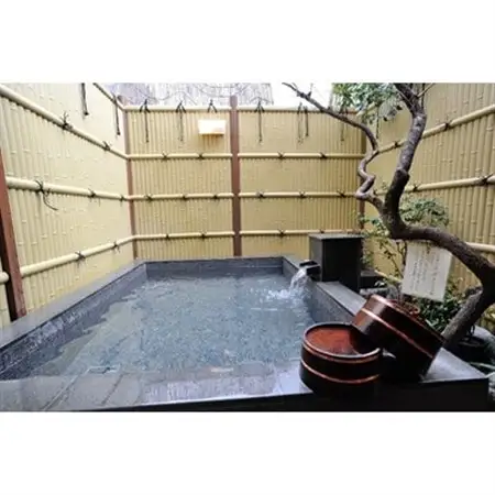 小鹿野温泉須崎旅館(バストイレ付8畳)1泊2食宿泊券(1名分)　【平日のみ】_小鹿野温泉 須崎旅館 宿泊券_【1201302】