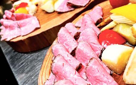 熊本和牛あか牛ローストビーフ約200gセット（ローストビーフ約200g、ローストビーフソース約20g） あか牛 ローストビーフ 肉 お肉 牛肉 褐牛 褐毛和種 和牛 国産牛 セット 熊本県 上天草市 冷凍