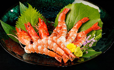 エビ【養殖場から直送】活き〆急速冷凍 金武町産 シロアシエビ Mサイズ （バナメイエビ） 海老