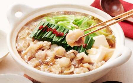 ぷるっぷる♪やまや 博多もつ鍋セット（あごだし醤油味）3～4人前 ちゃんぽん麺付き もつ鍋 モツ鍋 もつ モツ 牛もつ 牛モツ ホルモン 牛小腸 鍋 セット やまや 九州 福岡県 苅田町 冷凍