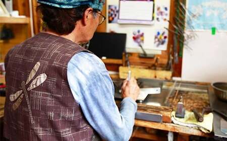 【 南部花とんぼ玉 】 ひも付き （ 鶯花 ） ／ とんぼ玉 アクセサリー ネックレス 一つだけ オンリーワン 蜻蛉玉 ガラス細工 工芸品 和装 プレゼント ギフト 贈り物 誕生日 和服 かわいい 可愛い おしゃれ ファッション雑貨 キレイ きれい 綺麗 女性 彼女