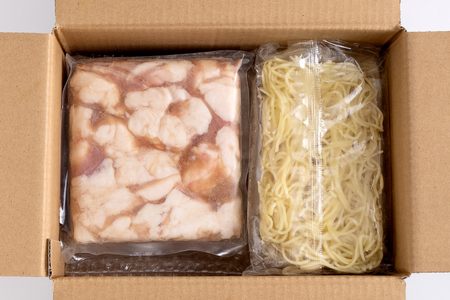 やまや もつ鍋 博多 もつ鍋セット あごだし 醤油味 3～4人前×3 [やまやコミュニケーションズ 福岡県 筑紫野市 21760875]