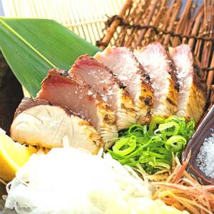 鰹とブリの藁焼きたたき 各1本ずつ 【R01423】